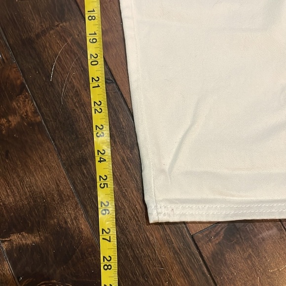 Universal Thread Boyfriend Cargo jeans Straight High rise Womens size 6 Cream - Picture 10 of 14